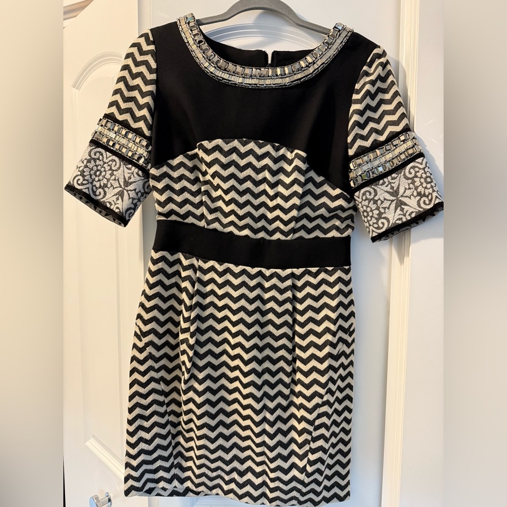 Matthew Williamson black & white chevron beaded dress